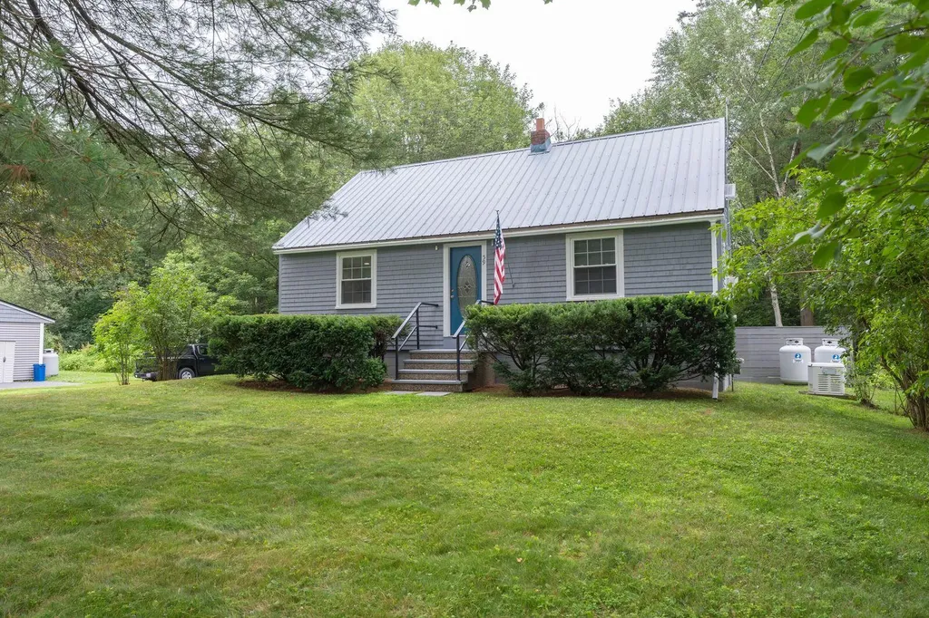 59 Hennessey Avenue Brunswick ME 04011