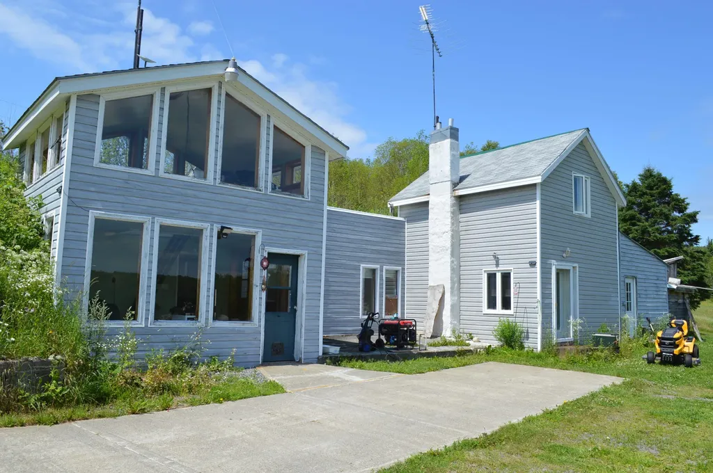 196 Aspen Road Madawaska ME 04756