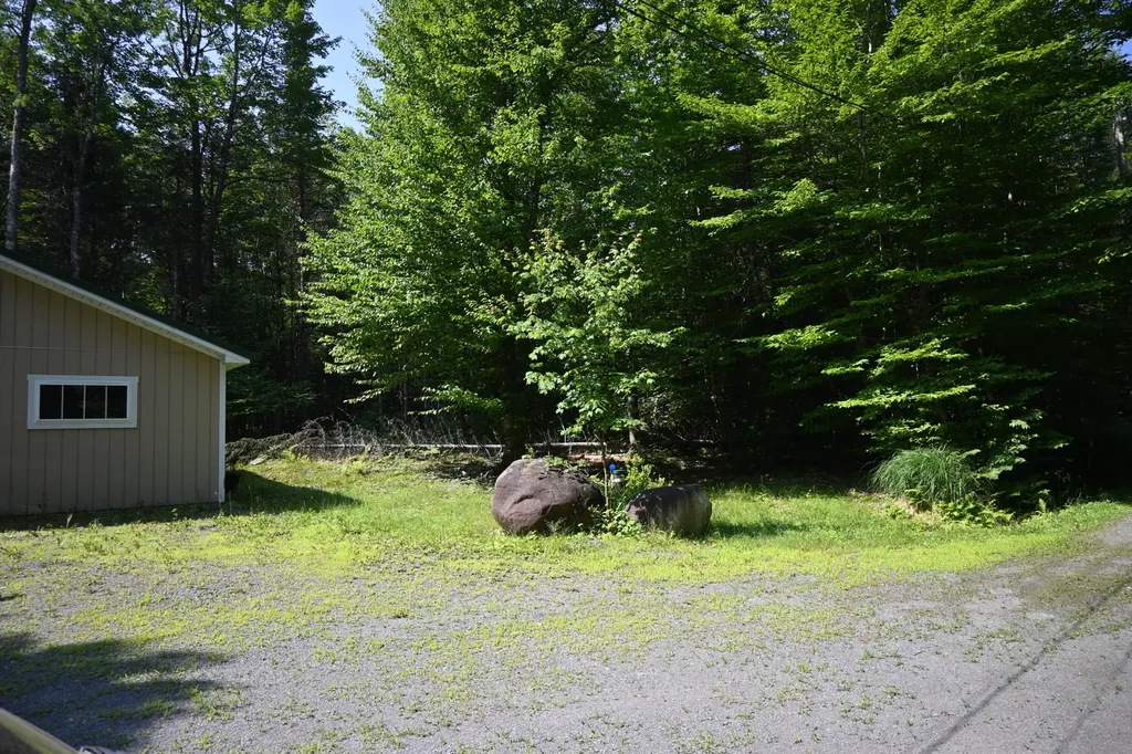 17 Fawn Drive Embden ME 04958