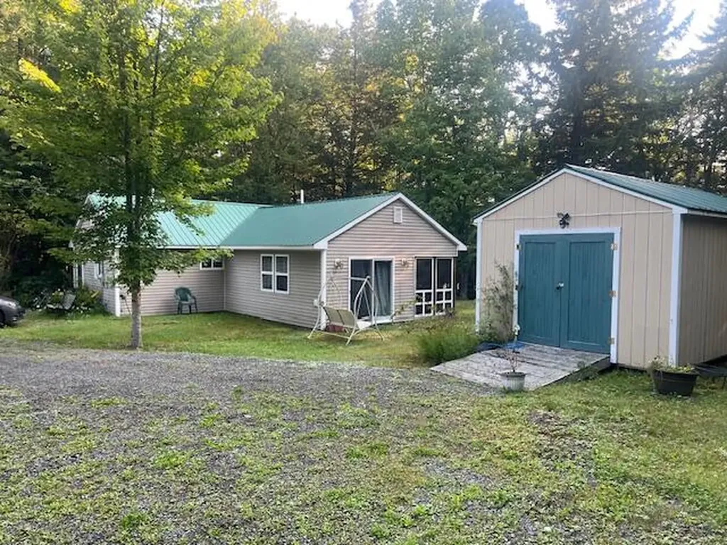 17 Fawn Drive Embden ME 04958