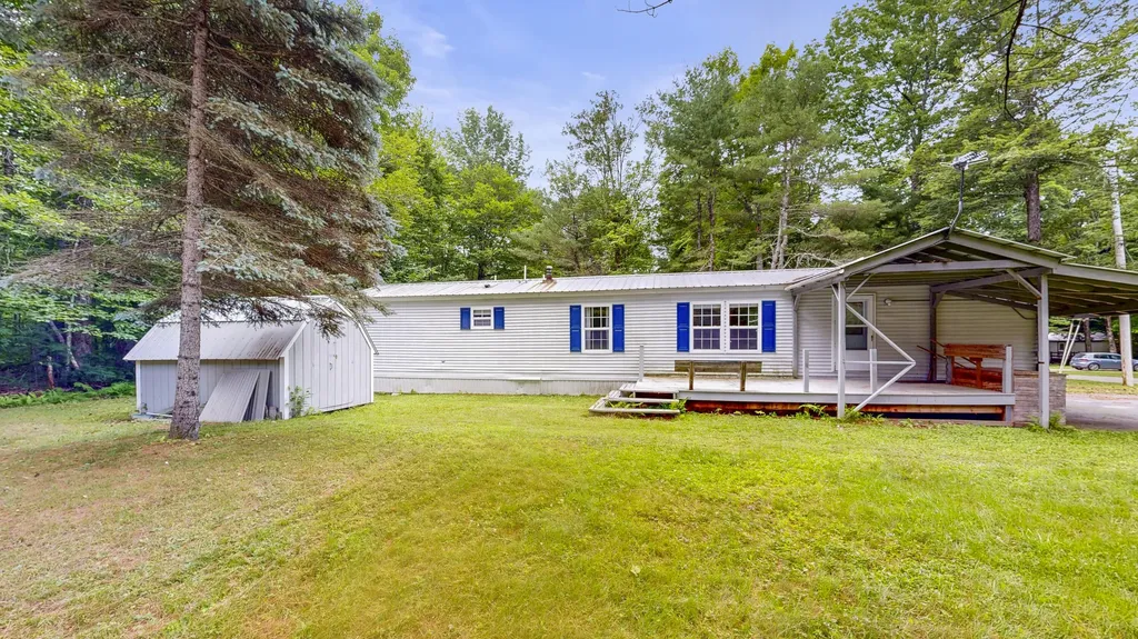 33 Butman Boulevard Readfield ME 04355