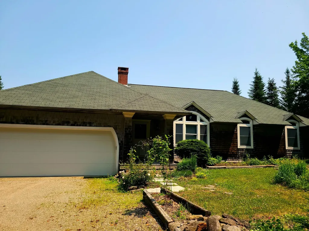6 Percys Pocket Road Northport ME 04849