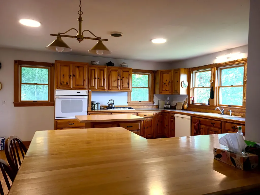 6 Percys Pocket Road Northport ME 04849