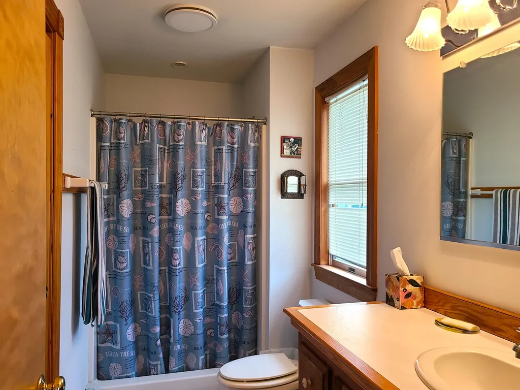 6 Percys Pocket Road Northport ME 04849