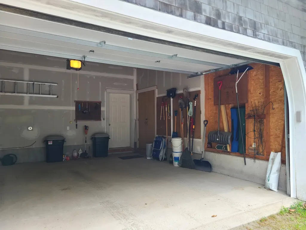 6 Percys Pocket Road Northport ME 04849
