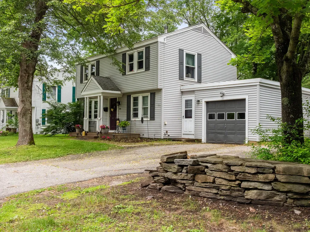 191 Columbia Avenue Brunswick ME 04011