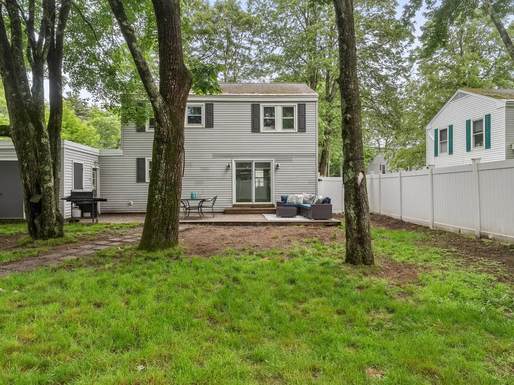 191 Columbia Avenue Brunswick ME 04011