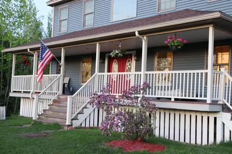 25 Amos Court Lewiston ME 04240