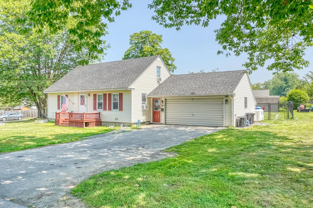 8 Beck Street Winslow ME 04901