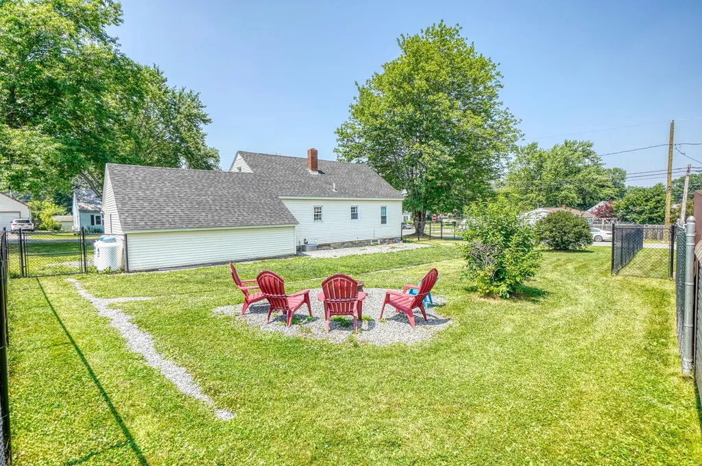 8 Beck Street Winslow ME 04901