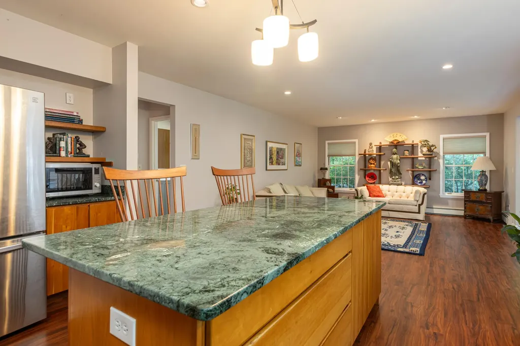 35 Schooner Ridge Road Cumberland ME 04110