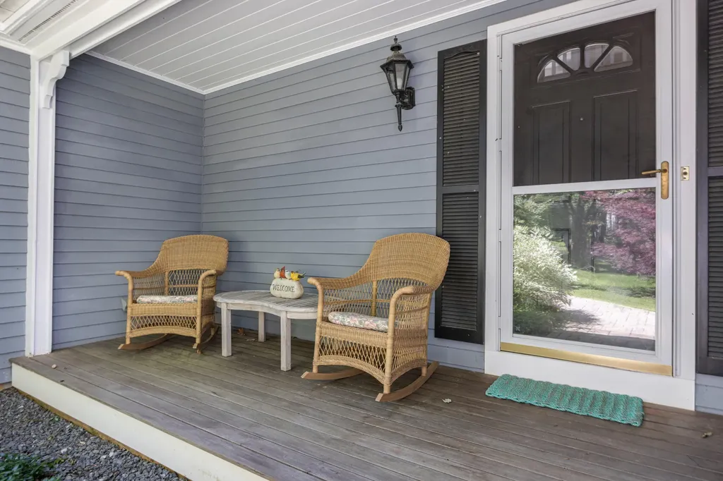 35 Schooner Ridge Road Cumberland ME 04110