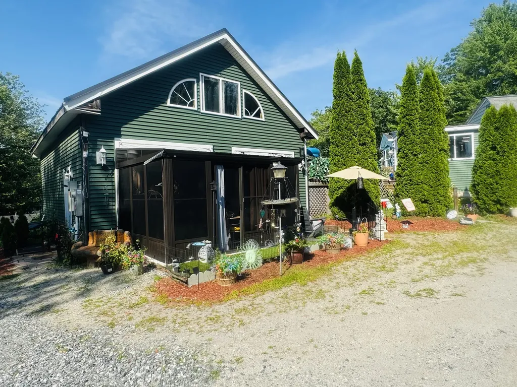 19 Meadow Road Casco ME 04015