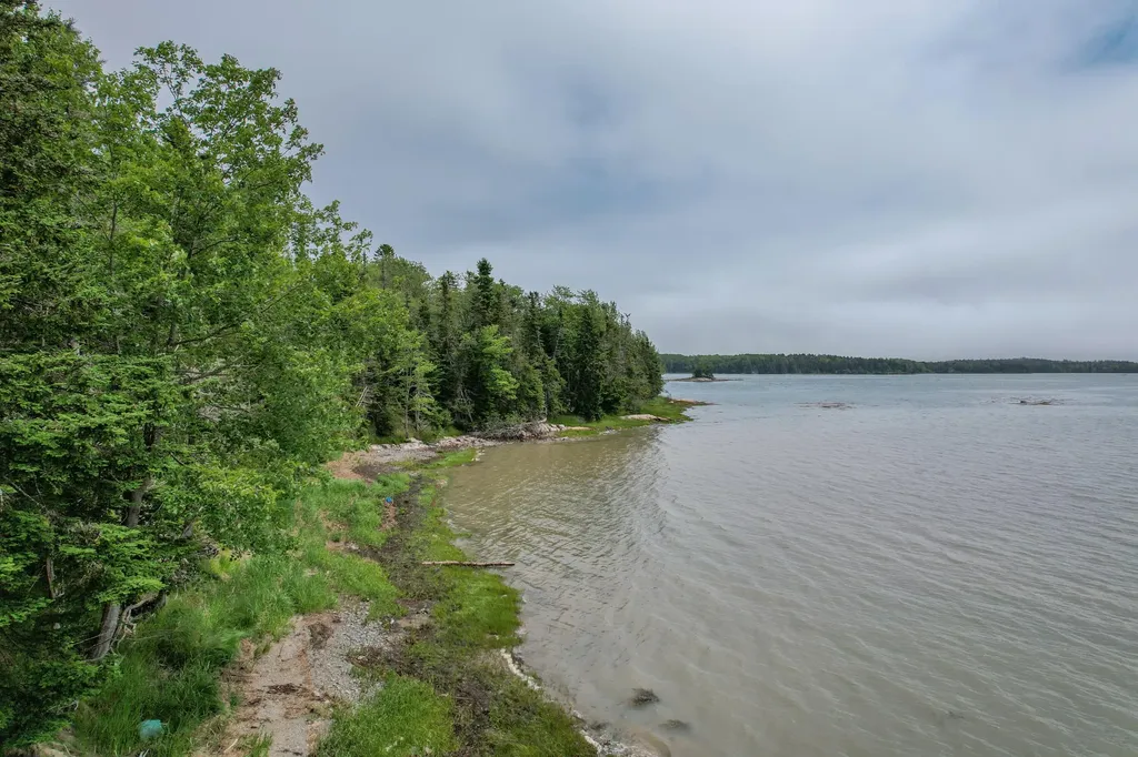 M7 L 5,6 Pineo Point Road Harrington ME 04643