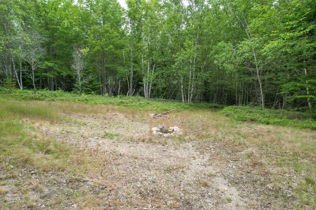M7 L 5,6 Pineo Point Road Harrington ME 04643