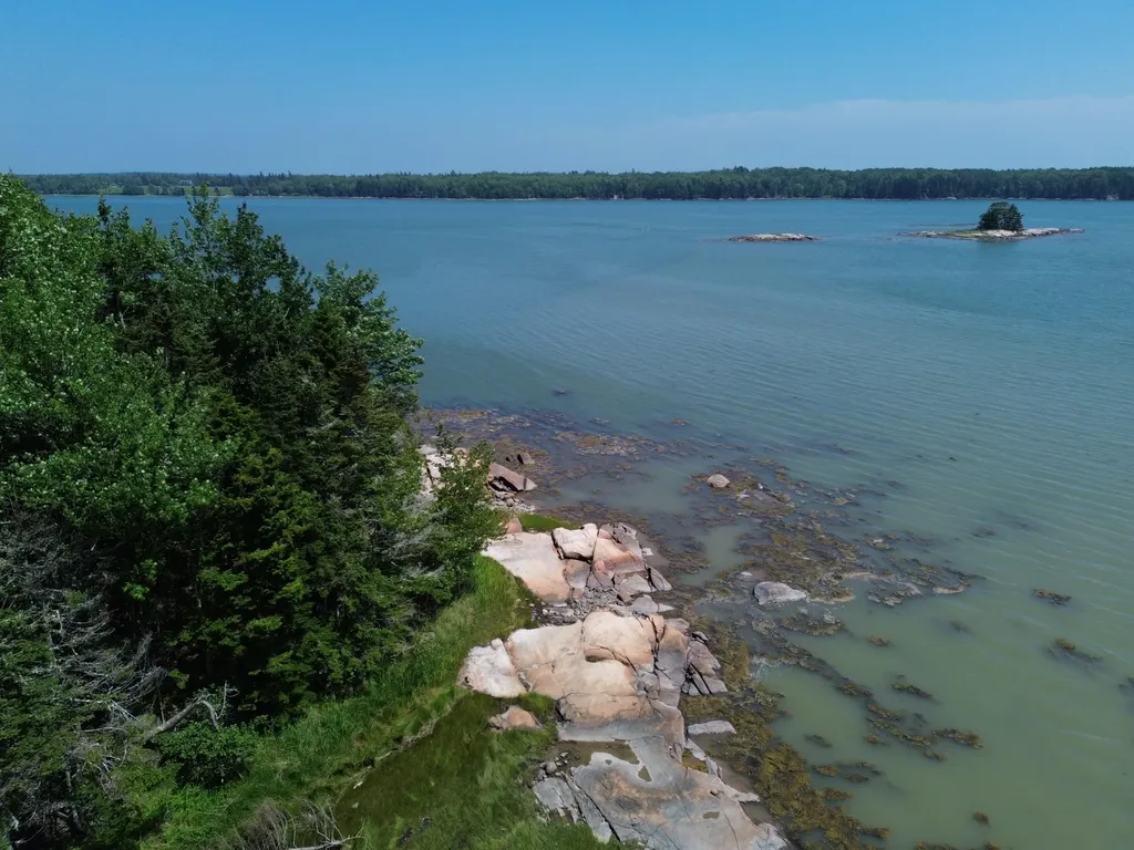M7 L 5,6 Pineo Point Road Harrington ME 04643