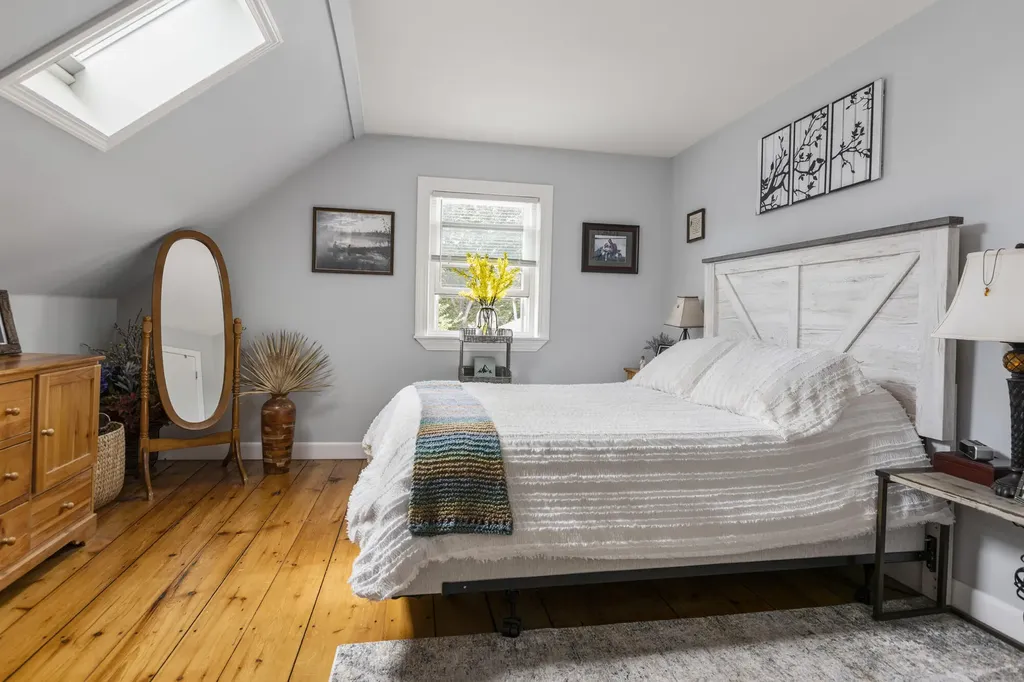 140 Sawyer Street South Portland ME 04106