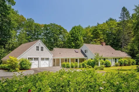 135 Start Road Camden ME 04843