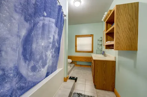 32 Roddy Lane Readfield ME 04355