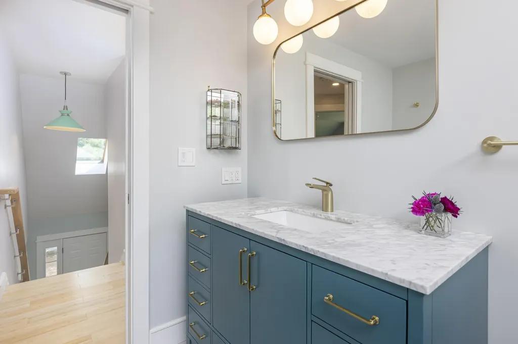 15 Christy Road Portland ME 04103