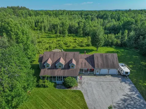78 Lakeview Road Glenburn ME 04401