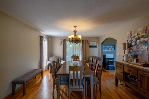 78 Lakeview Road Glenburn ME 04401