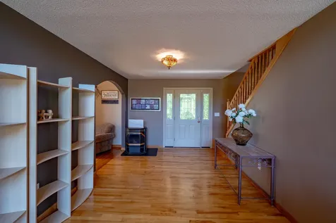 78 Lakeview Road Glenburn ME 04401