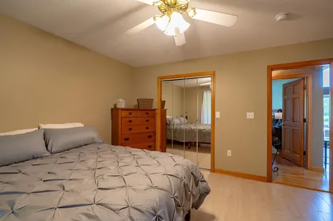 78 Lakeview Road Glenburn ME 04401