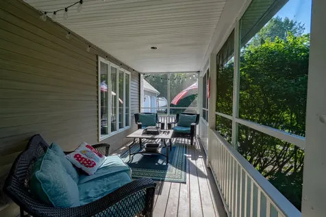 78 Lakeview Road Glenburn ME 04401