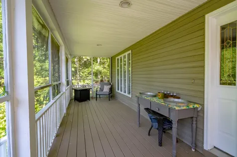 78 Lakeview Road Glenburn ME 04401