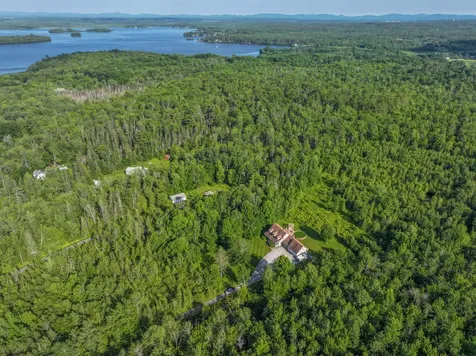 78 Lakeview Road Glenburn ME 04401