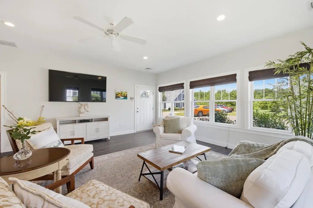 23 Adams Lane Arundel ME 04046