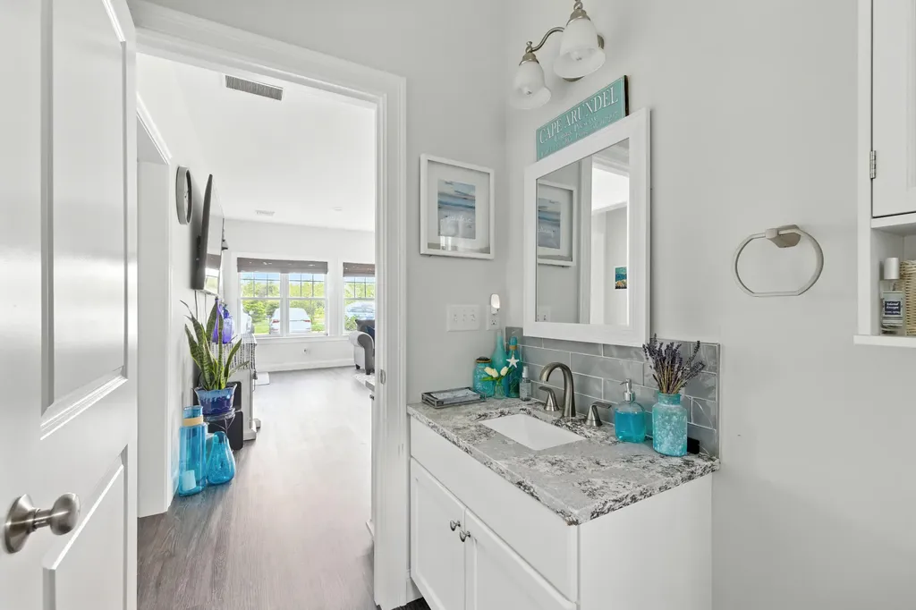23 Adams Lane Arundel ME 04046