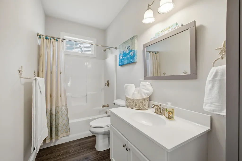 23 Adams Lane Arundel ME 04046