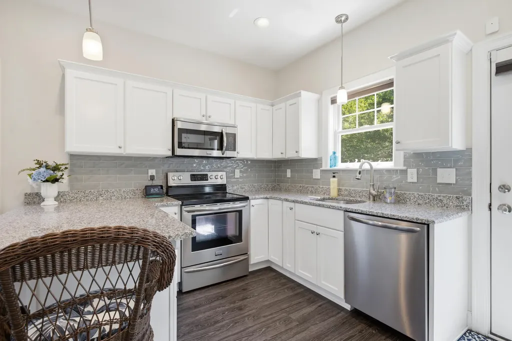 23 Adams Lane Arundel ME 04046