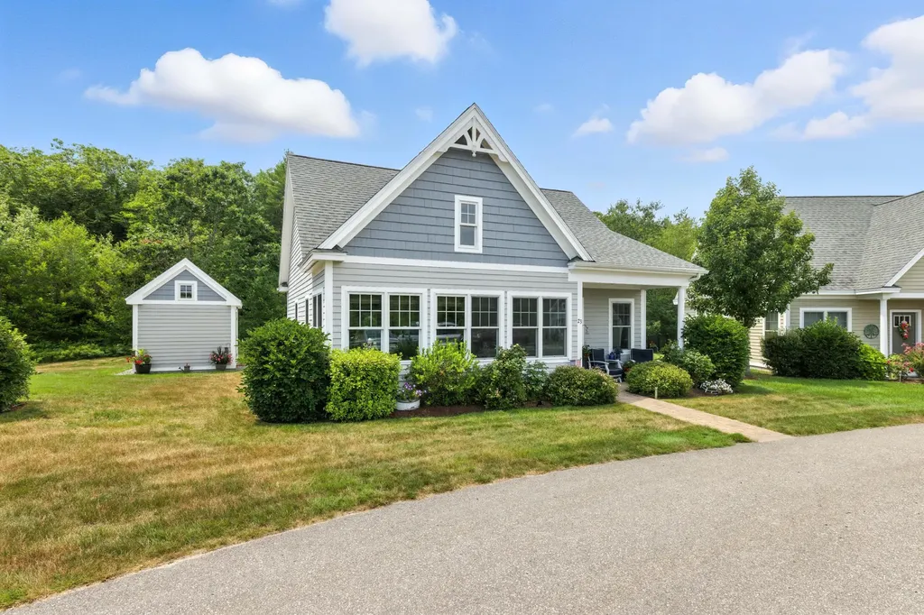 23 Adams Lane Arundel ME 04046