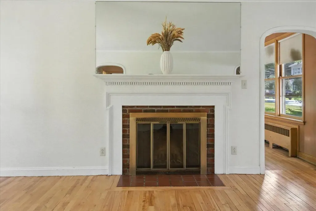 49 Bardwell Street Lewiston ME 04240