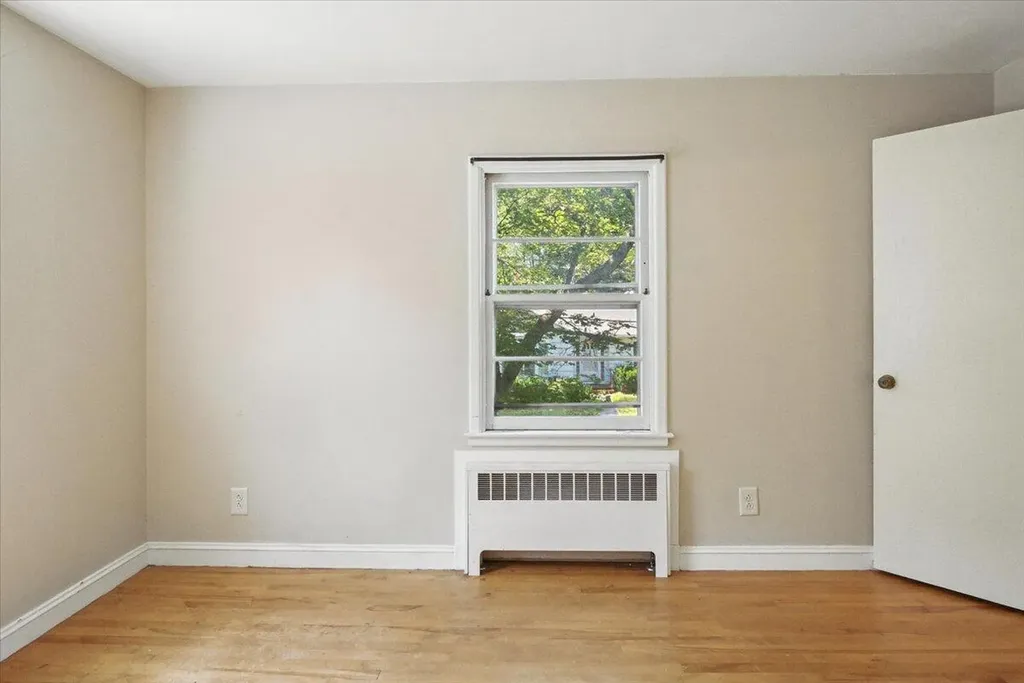 49 Bardwell Street Lewiston ME 04240