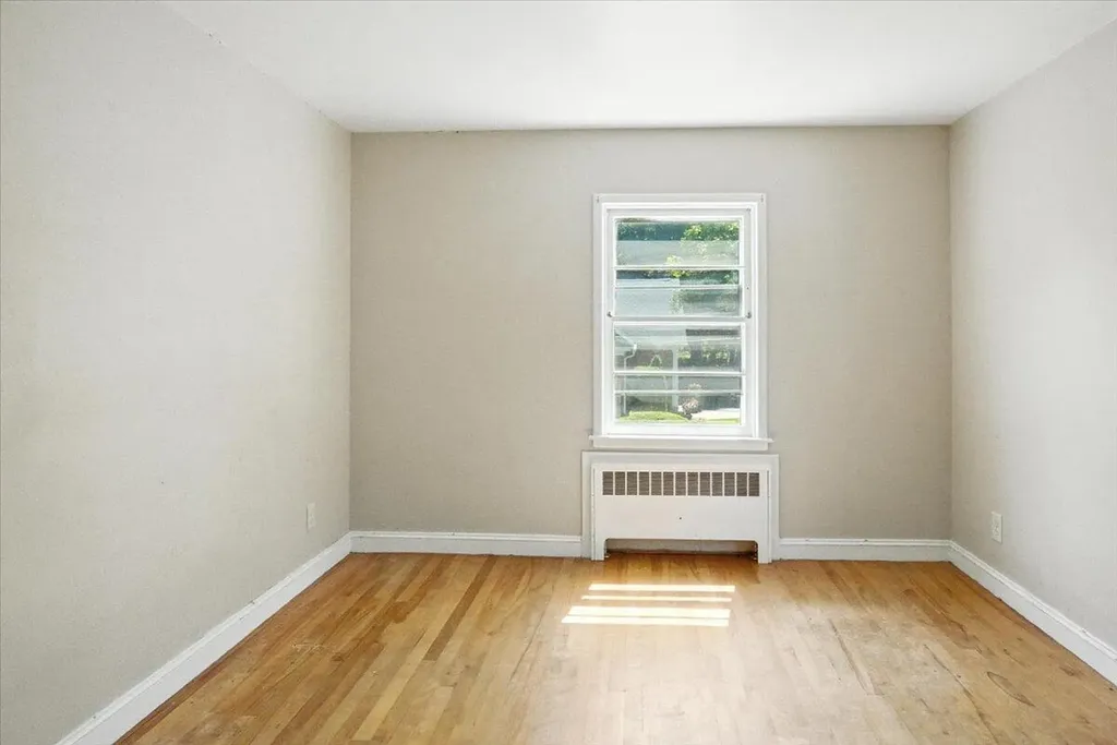 49 Bardwell Street Lewiston ME 04240