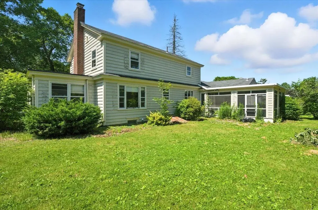 49 Bardwell Street Lewiston ME 04240