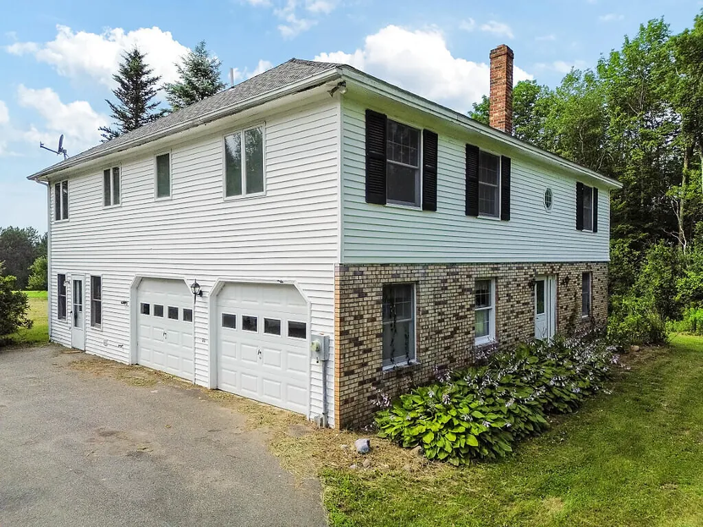 430 Gorden Road Readfield ME 04355