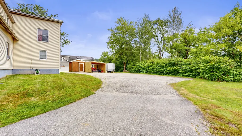 28 Stewart Street Lewiston ME 04240
