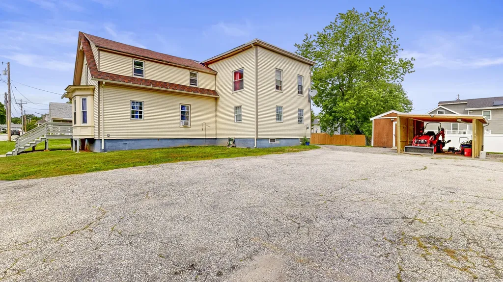 28 Stewart Street Lewiston ME 04240