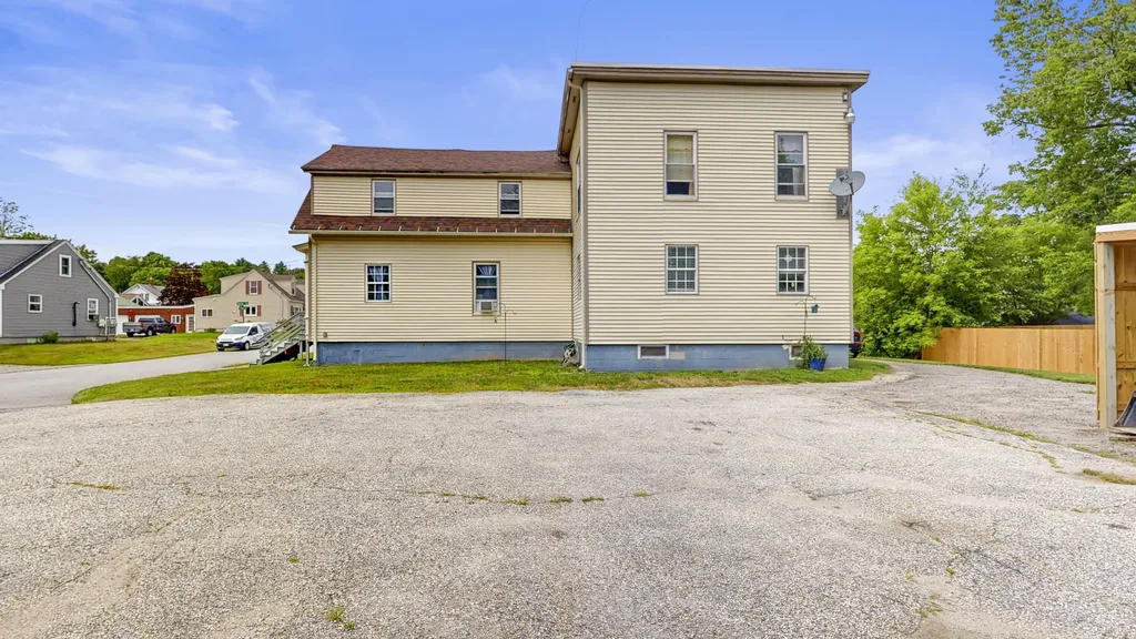 28 Stewart Street Lewiston ME 04240
