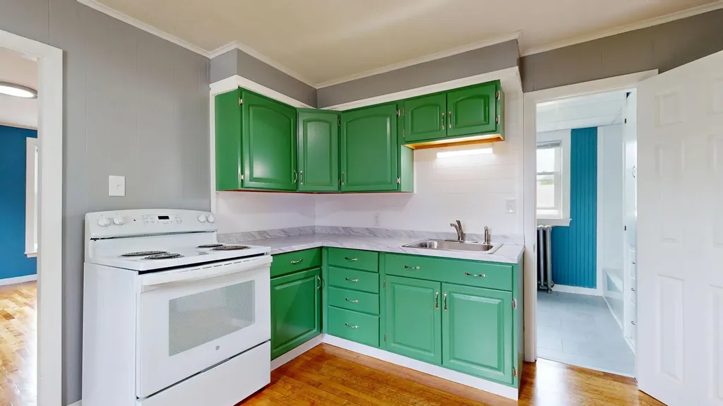 28 Stewart Street Lewiston ME 04240