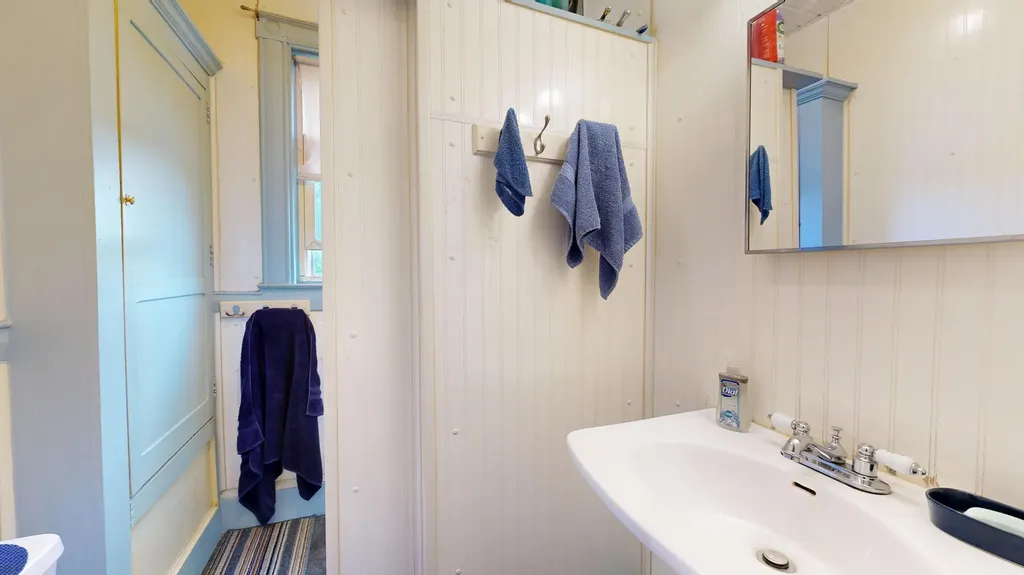 28 Stewart Street Lewiston ME 04240