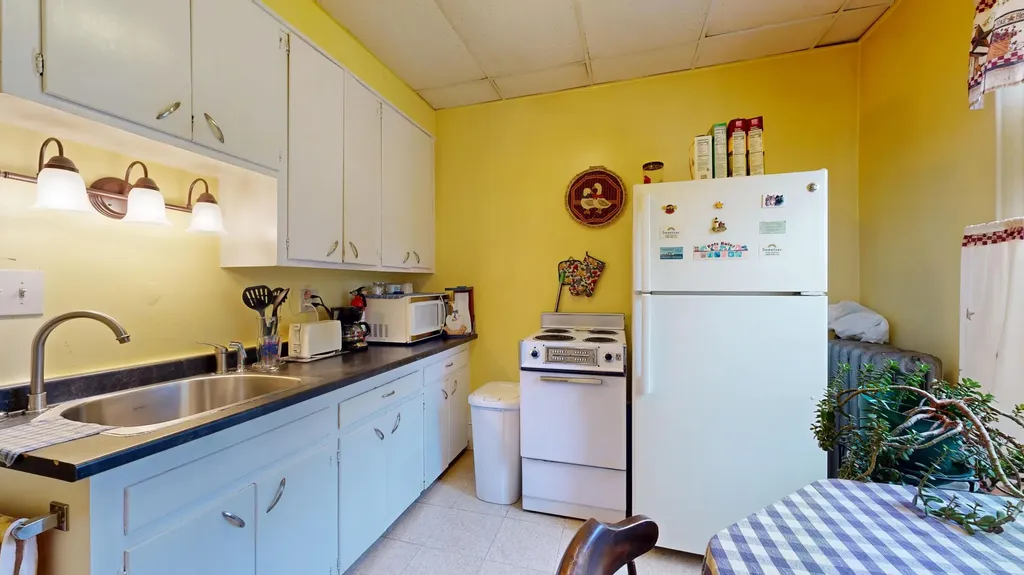 28 Stewart Street Lewiston ME 04240