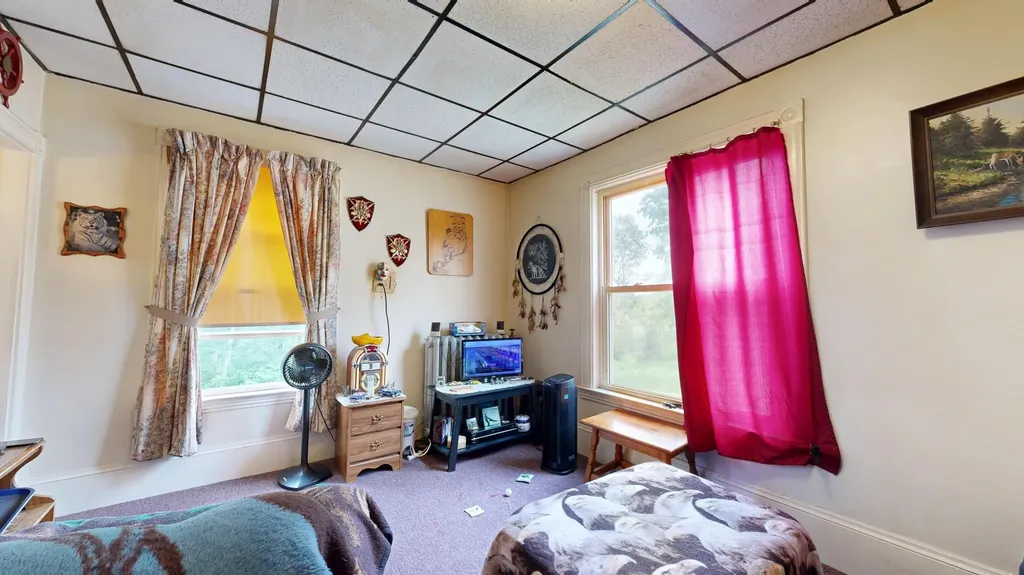 28 Stewart Street Lewiston ME 04240