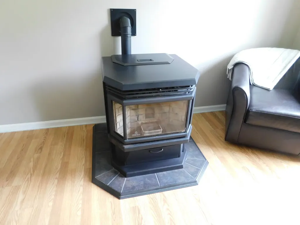 435 Canaan Road Skowhegan ME 04976