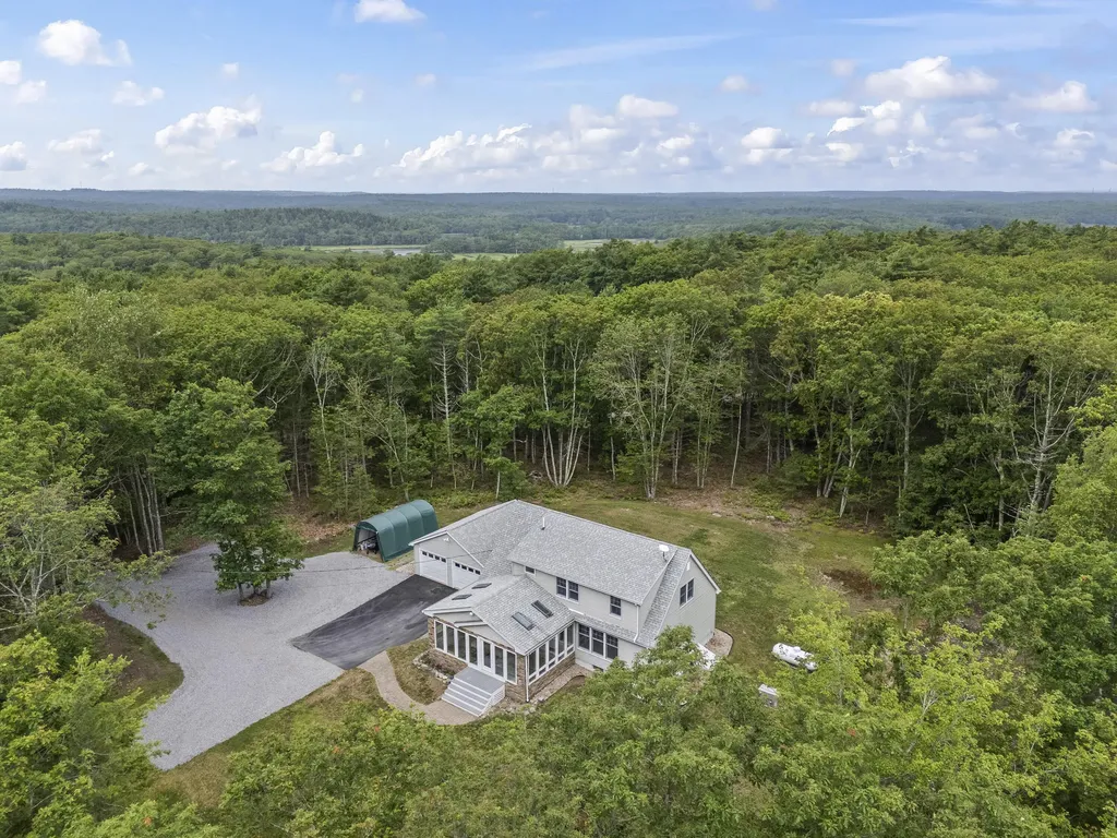75 Henry Road Georgetown ME 04548